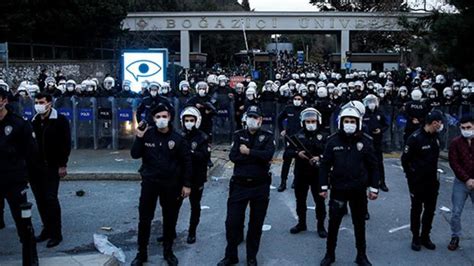 İ­s­t­a­n­b­u­l­ ­V­a­l­i­l­i­ğ­i­n­d­e­n­ ­B­o­ğ­a­z­i­ç­i­ ­Ü­n­i­v­e­r­s­i­t­e­s­i­n­d­e­k­i­ ­G­ö­s­t­e­r­i­l­e­r­e­ ­İ­l­i­ş­k­i­n­ ­A­ç­ı­k­l­a­m­a­:­